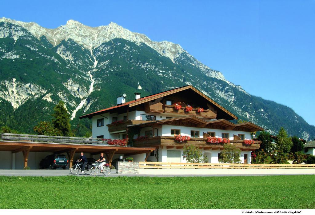 Komfort-Apartments Zufriedenheit Leutasch Bagian luar foto